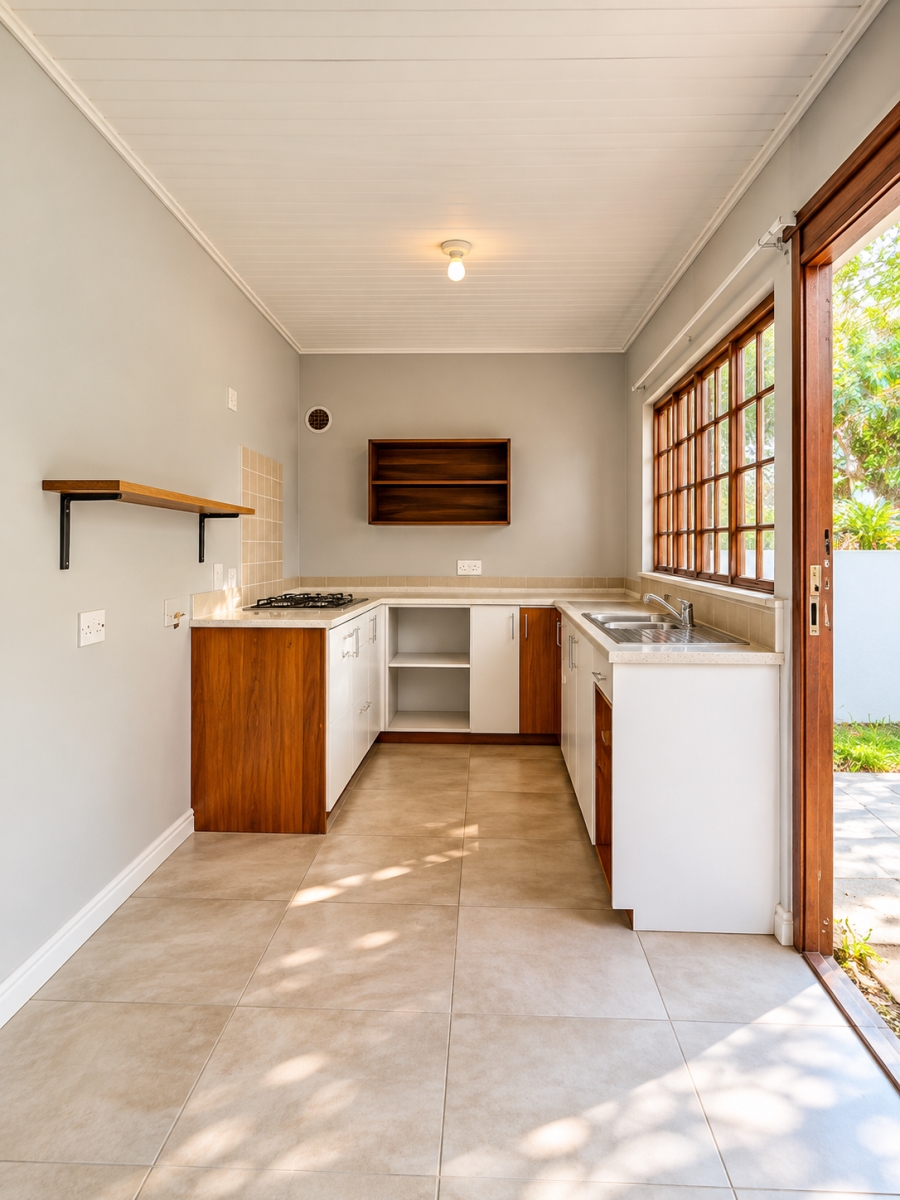 2 Bedroom Property for Sale in Vredehoek Western Cape
